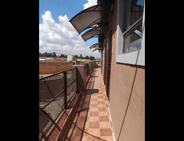 12 BEDROOM HOUSE FOR SALE IN JABAVU